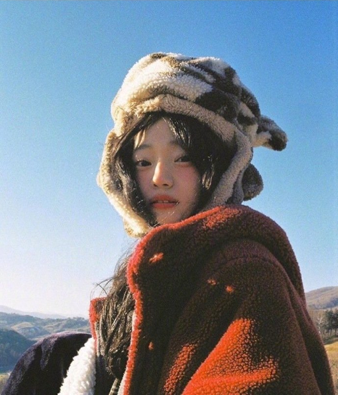 短发发型的清纯美少女图片 8
