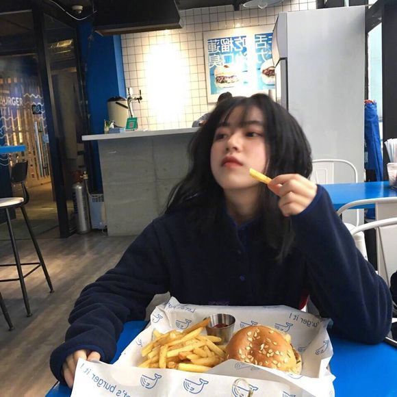 清纯可爱的微信美女头像图片 4