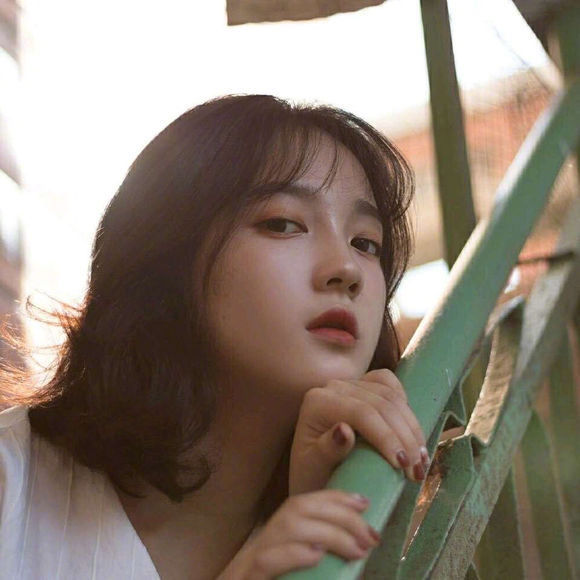 清纯可爱的微信美女头像图片 9