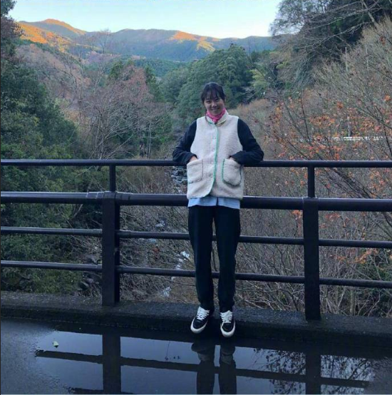 韩国美女演员孔孝真欧尼18年私服照合辑 6