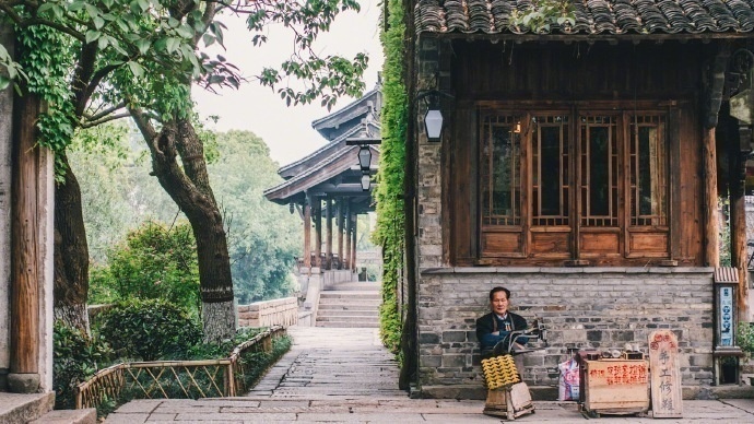 古老的古镇街景图片 2