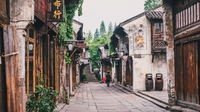 古老的古镇街景图片 5
