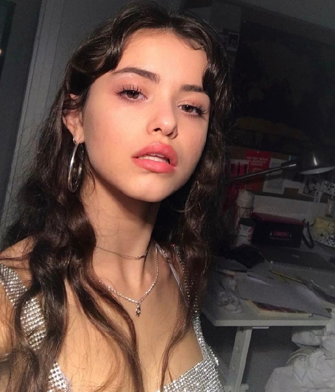 欧美美女图片 法国美女Clarice图片 8