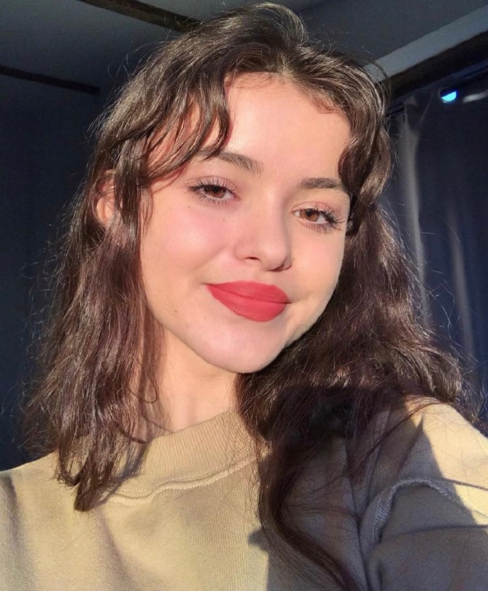 欧美美女图片 法国美女Clarice图片 9