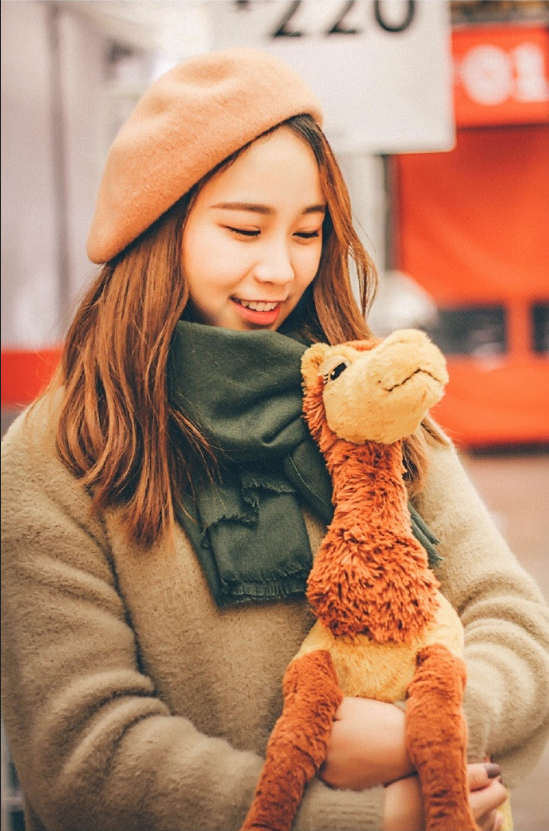 清纯美女新年唯美写真图片 6