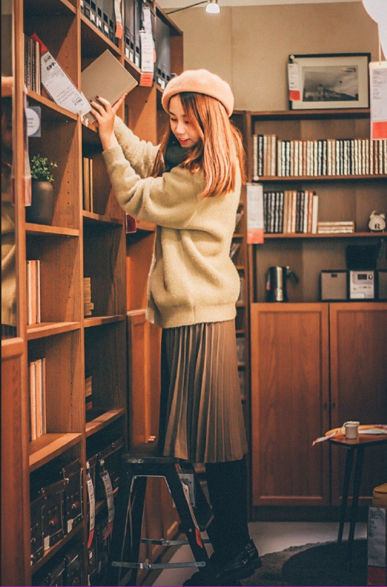 清纯美女新年唯美写真图片 9