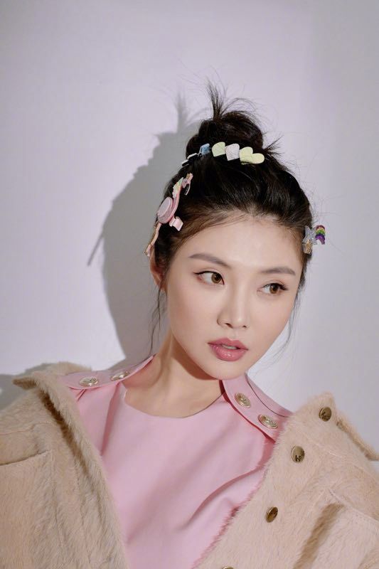 东北美女明星徐冬冬粉嫩图片 2