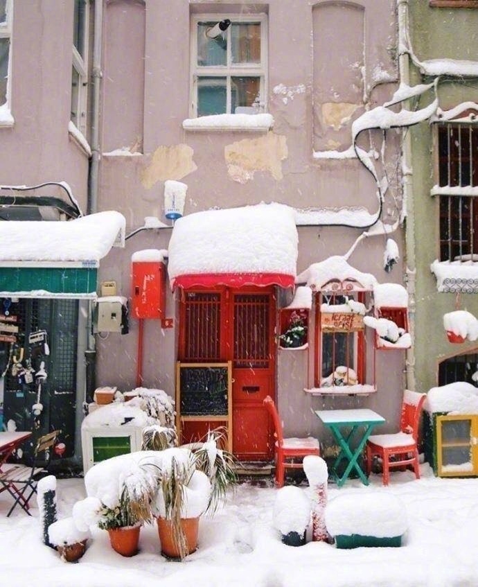 大雪纷飞中土耳其风景图片 6