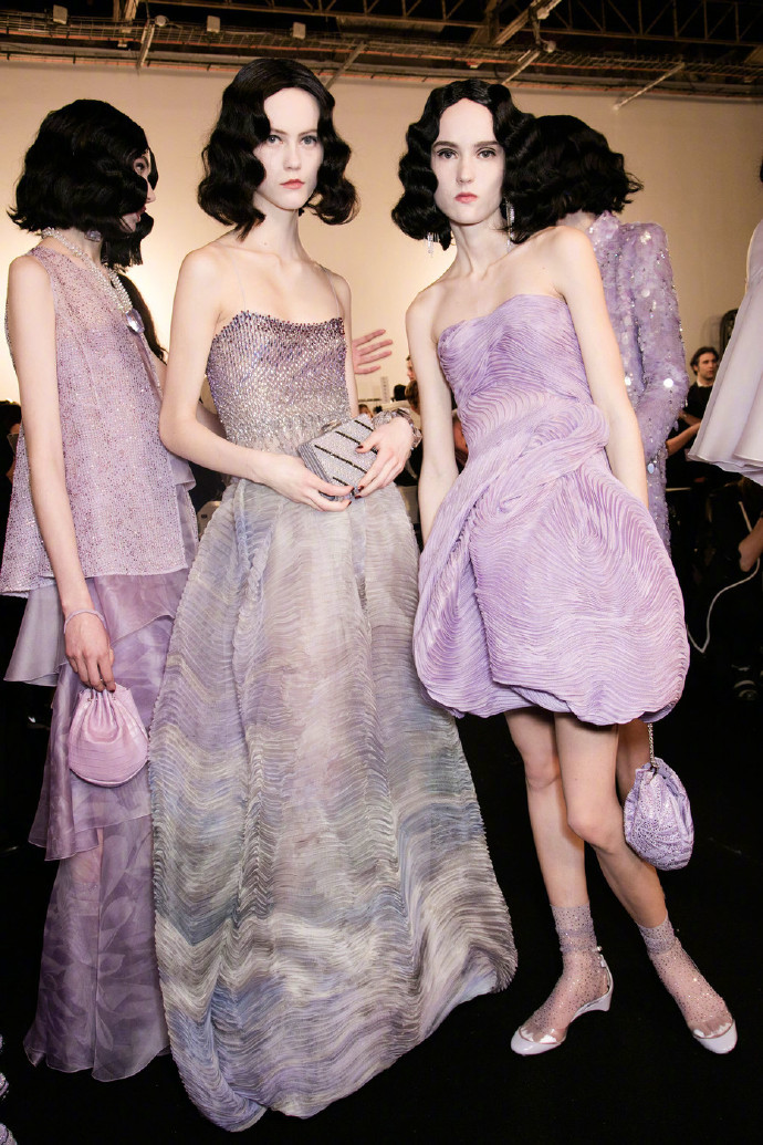 Armani prive梦幻紫色礼服图片 7