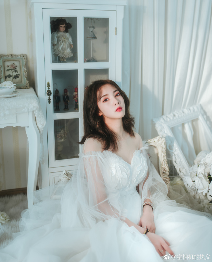清纯美女唯美婚纱图片 2