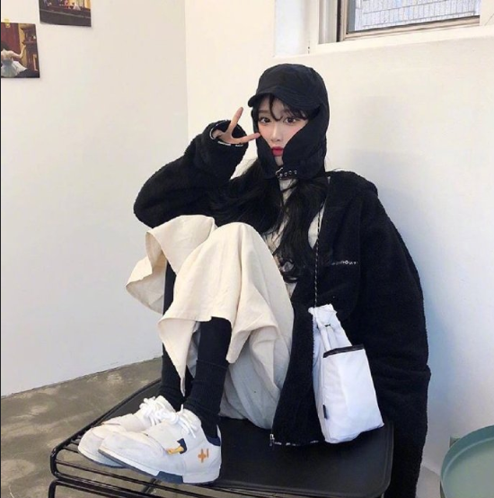 小个子女生的复古休闲穿衣搭配参考 9