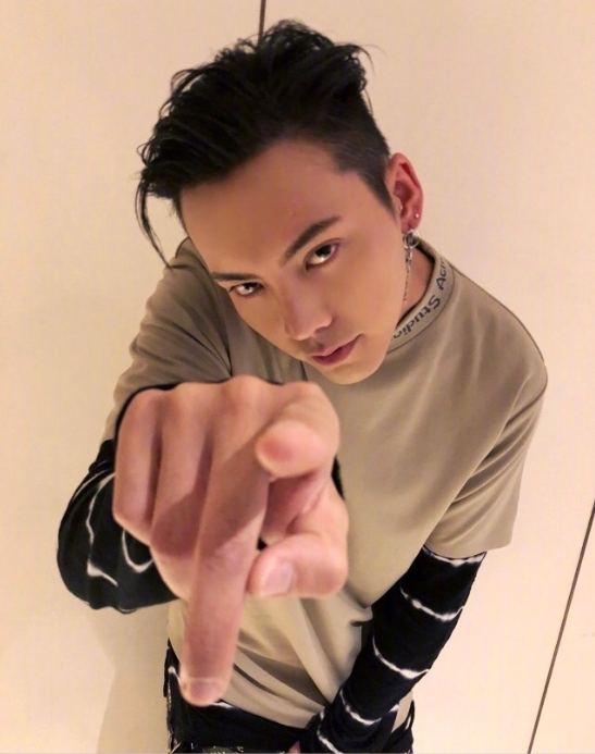 香港男明星陈伟霆帅气图片 2