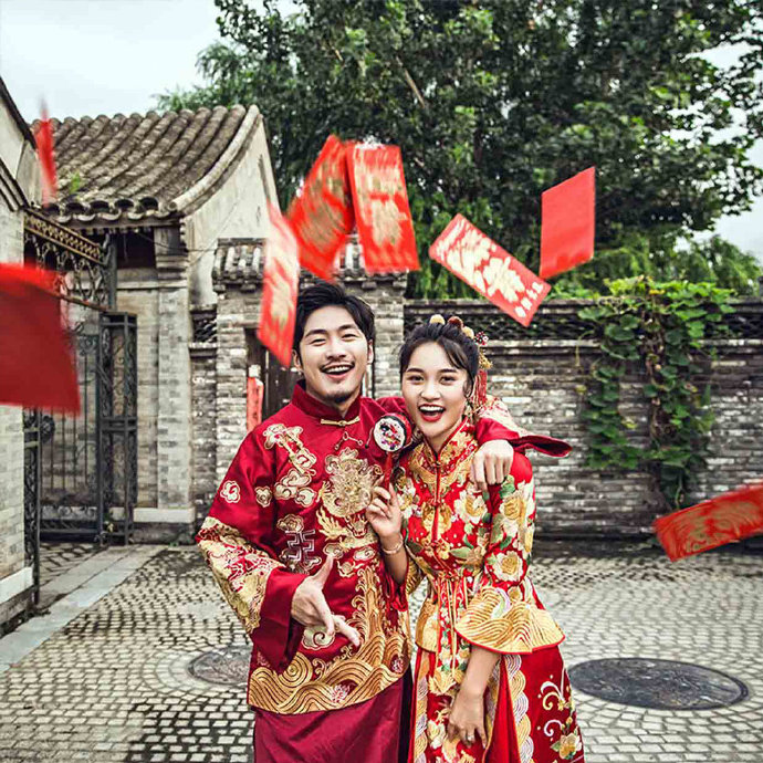古装嫁衣创意婚纱照图片 8