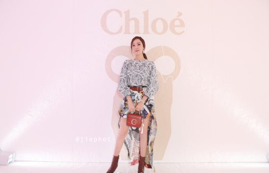 韩国美女图片 女星Jessica郑秀妍巴黎时装周图片 6