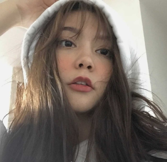 清纯美女校花苏比自拍照图片 7