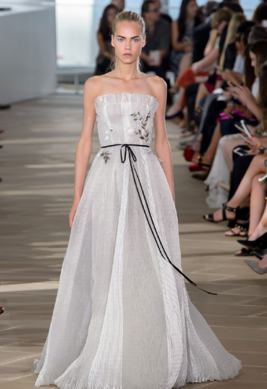 Monique Lhuillier2017婚纱图片 8