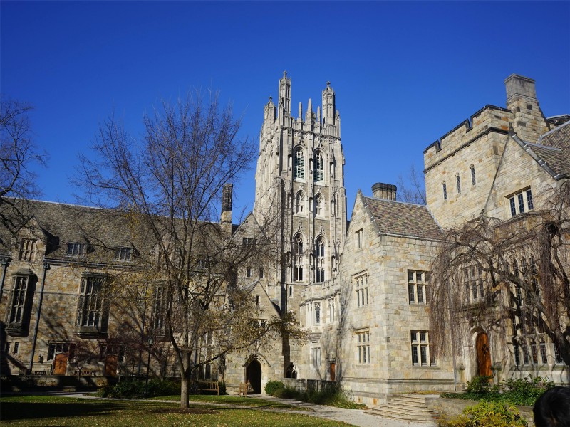 美国耶鲁大学建筑风景图片 3