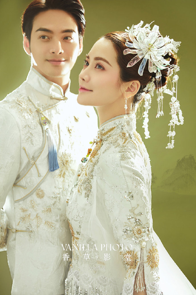 中国风儒雅婚纱图片 5