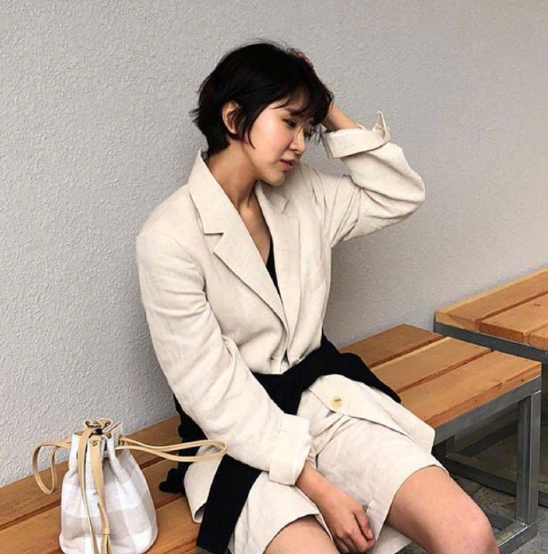 时尚短发图片_女生短发造型图片 3