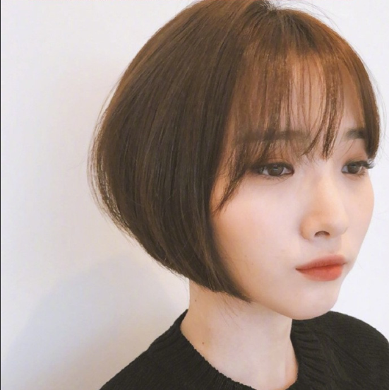 时尚短发图片_女生短发造型图片 9