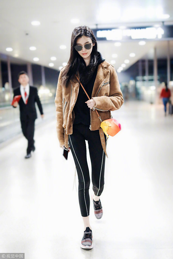 国际超模奚梦瑶黑超现身机场图片 3