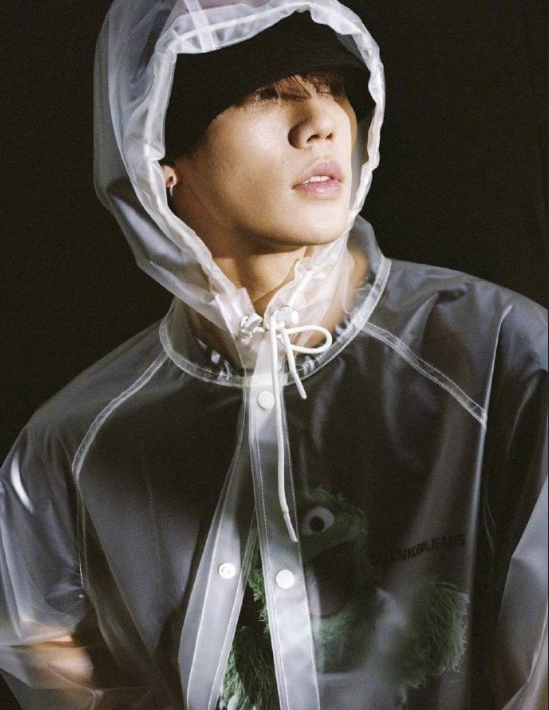中国男团NINE PERCENT成员林彦俊首登韩国版Dazed图片 2