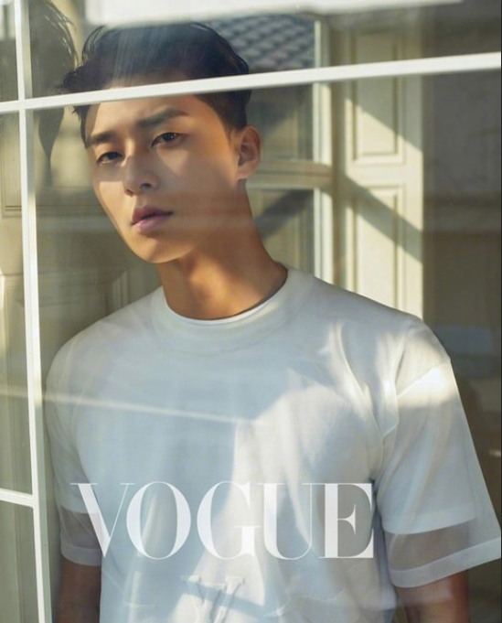 韩国男明星朴叙俊《VOGUE》封面图片 3