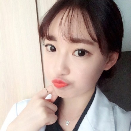 超可爱的女生自拍图片
