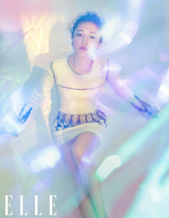 中国女演员周迅《elle》五月封面大片 7