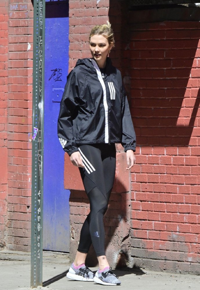 欧美美女超模Karlie Kloss阿迪达斯拍摄广告片 5