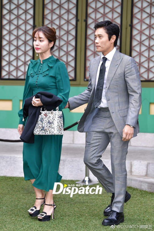 韩国美女明星李贞贤婚礼图片 8
