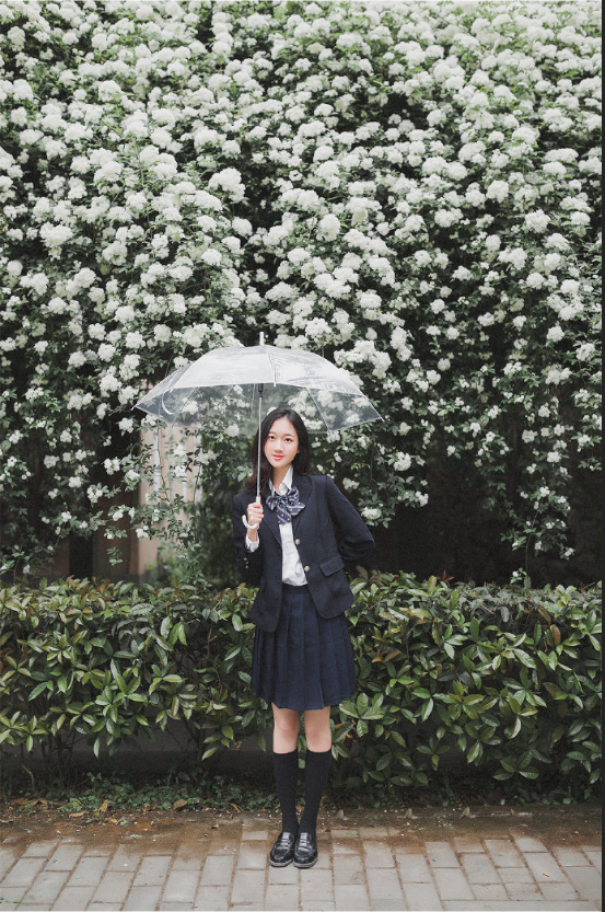 清纯小美女花海写真图片 6
