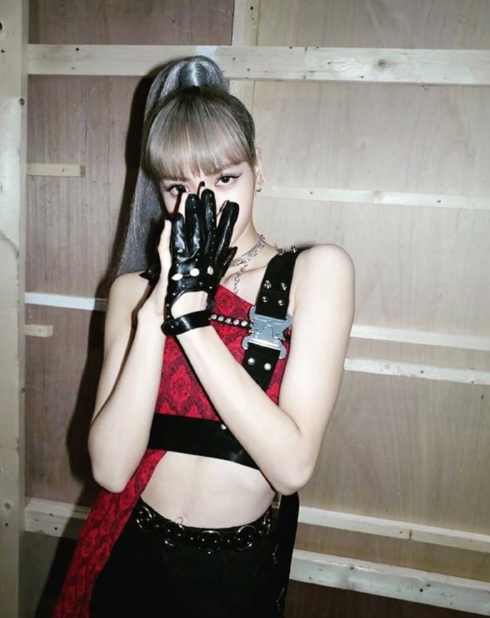 韩国美女组合blackpink成员lisa气质图片 4