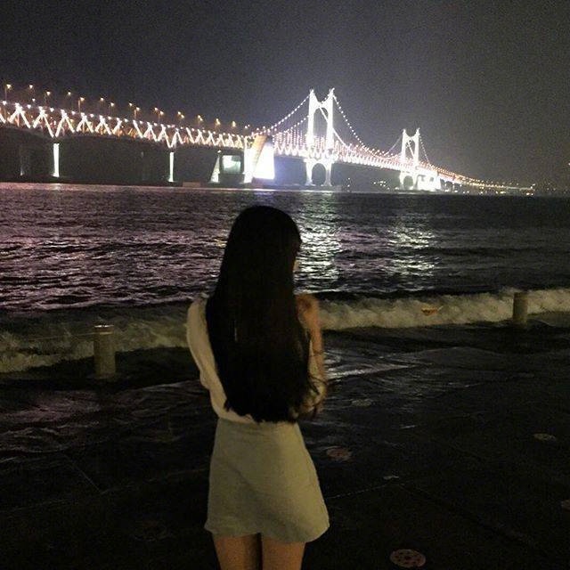 qq女生背影头像图片 唯美背影头像集
