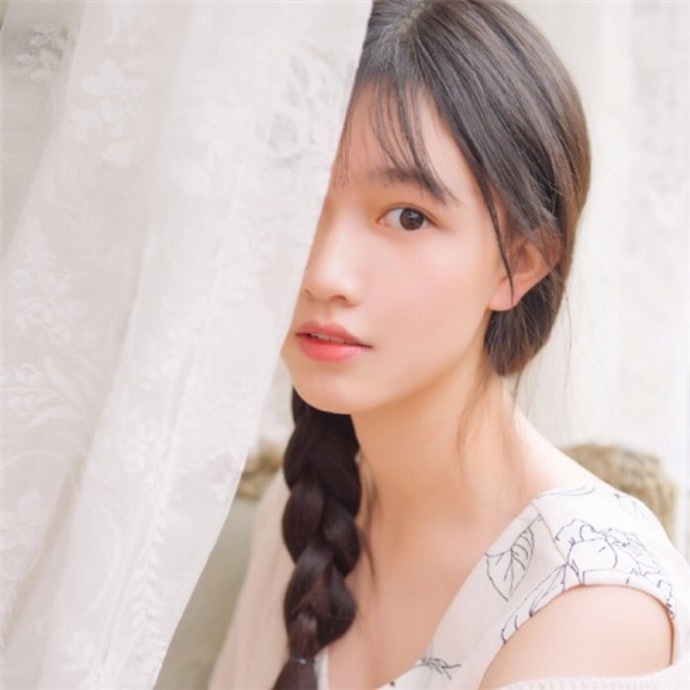 猫系小可爱清纯美女图片 4