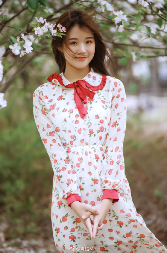 户外高清美女图片 3