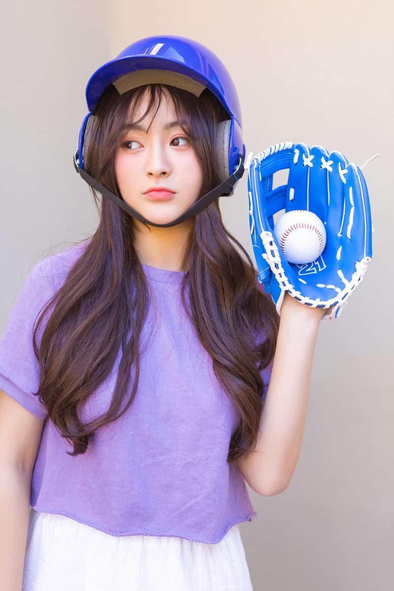 青春美少女带棒球帽运动写真图片 7