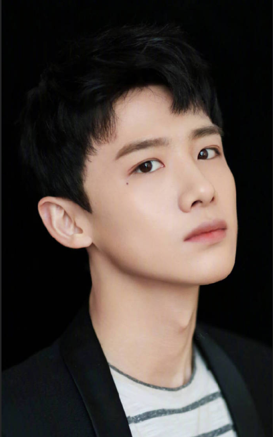 校草男明星白敬亭图片 9