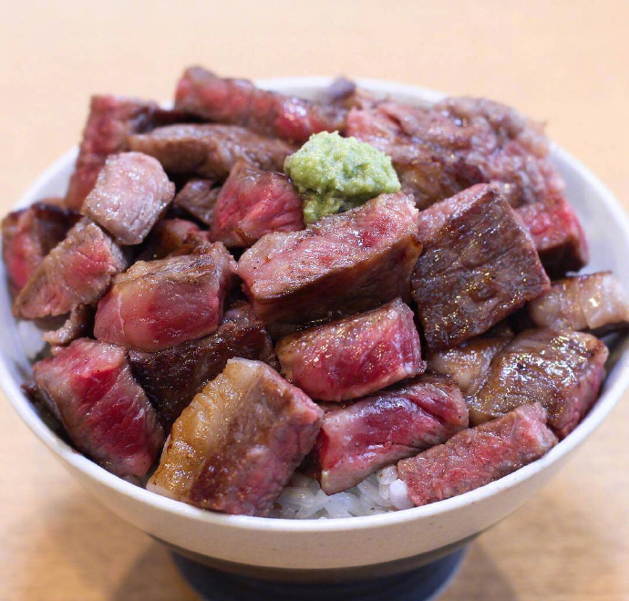 日本小哥哥制作的各种盖饭炒饭图片 4