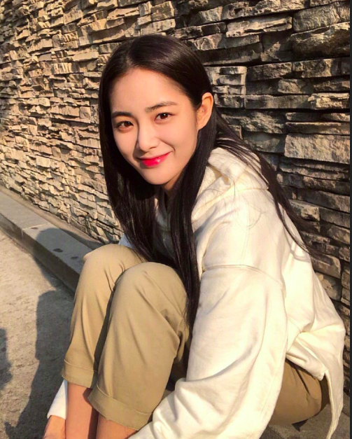 运动系清纯美女图片 2