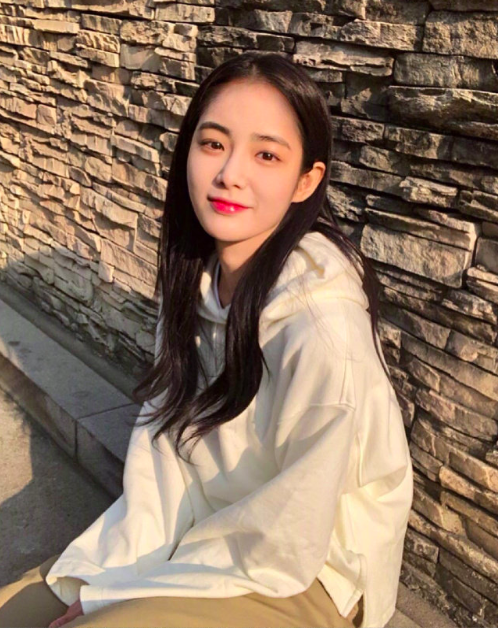 运动系清纯美女图片 4