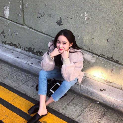 运动系清纯美女图片 5