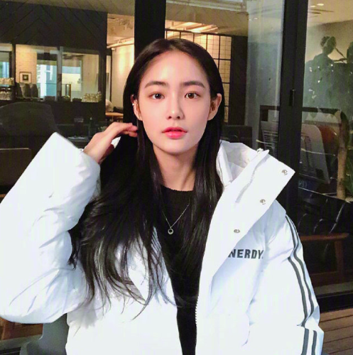 运动系清纯美女图片 7
