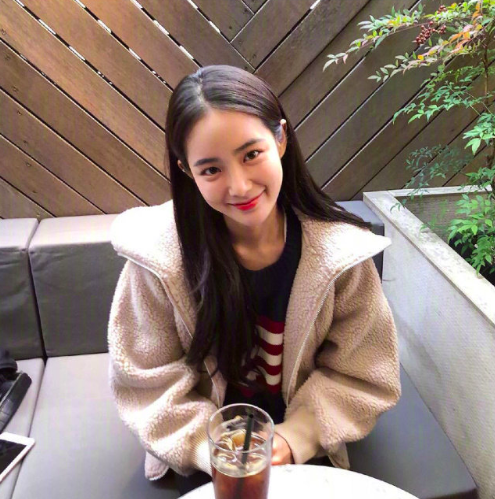 运动系清纯美女图片 8