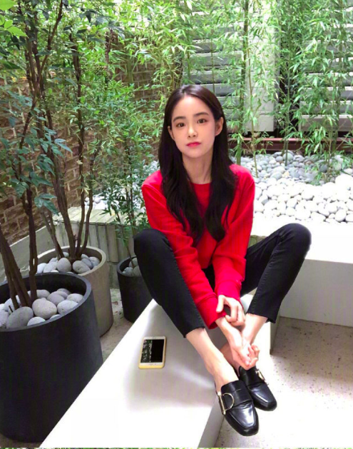 运动系清纯美女图片 9