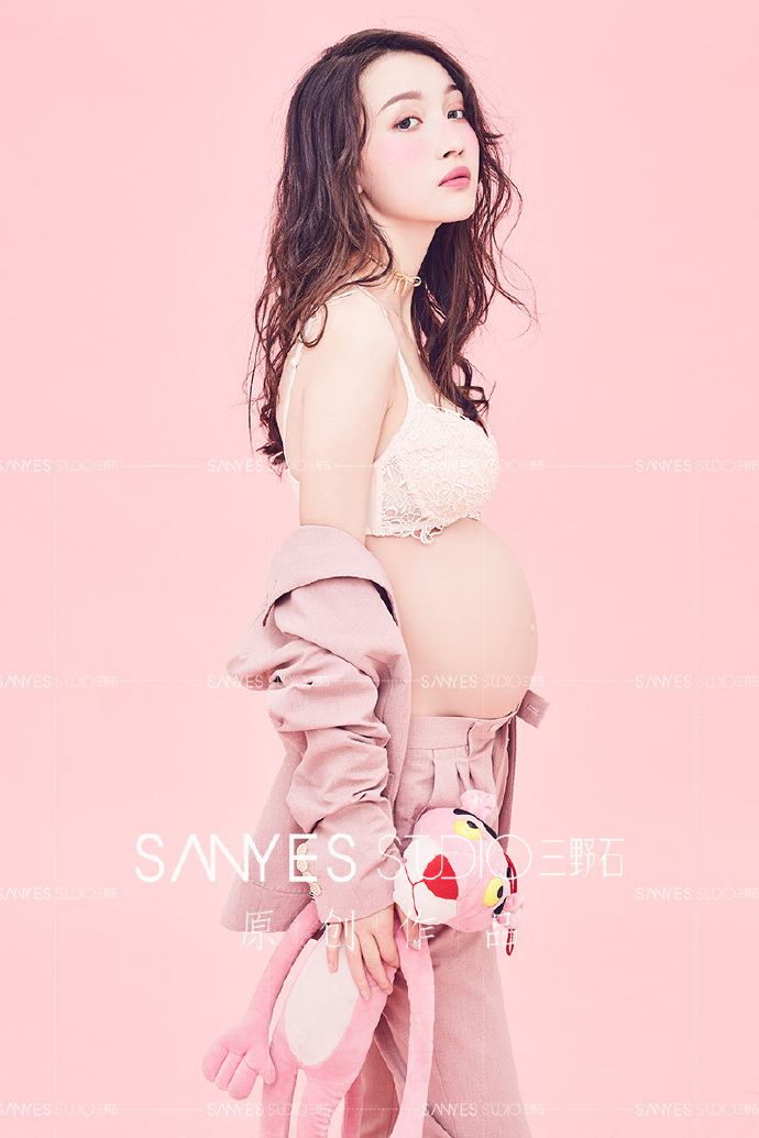 甜炸你的少女心孕妇艺术照图片 7