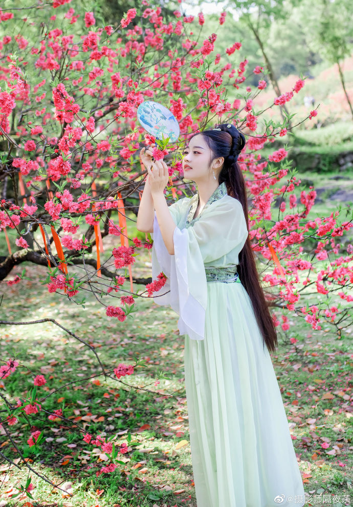 好看的古装美女图片壁纸 2