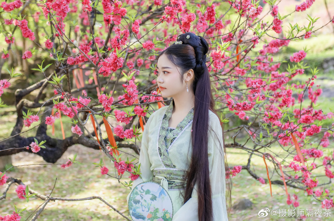 好看的古装美女图片壁纸 7