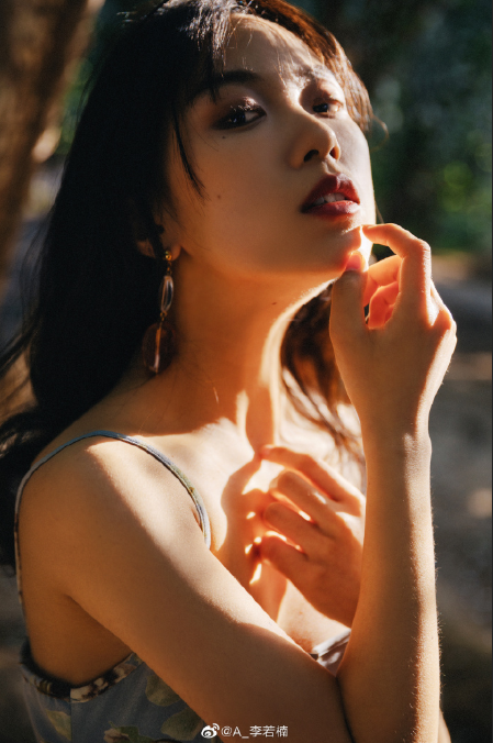 唯美意境清纯美女写真图片 4