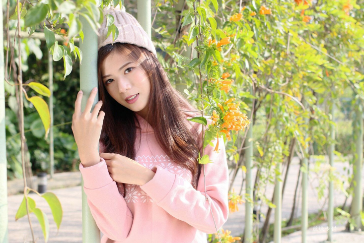 台湾美女方唯户外清纯写真图片 7
